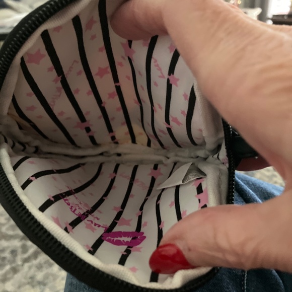 Luv Betsey Owl Wristlet - Picture 3 of 3